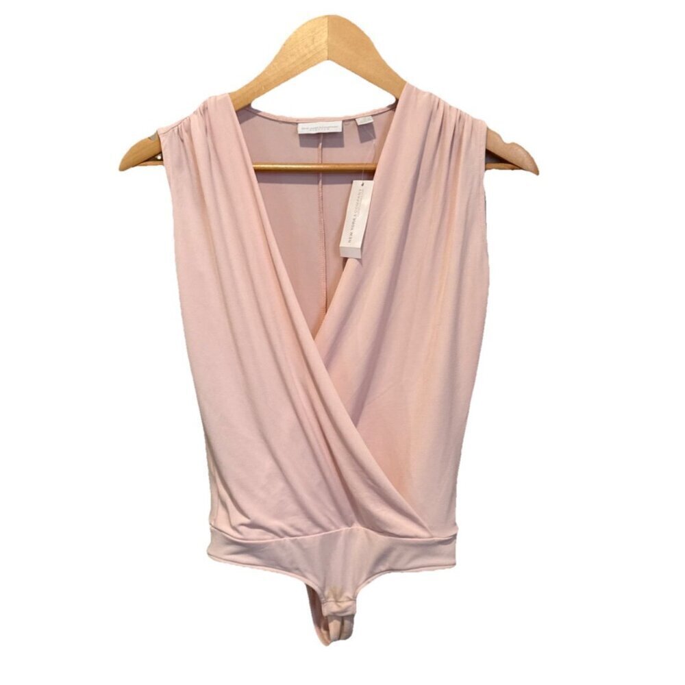 NY&C New York & Co Women Pink Bodysuit XS Xsmall Blouse Sleeveless Vneck
